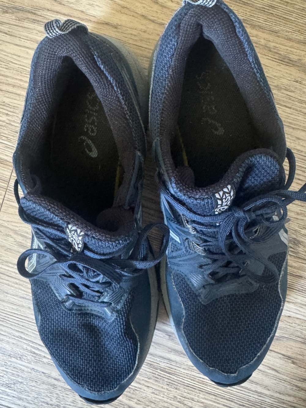 Pre Owned ASICS Navy Men's Gel Venture Athletic Running Shoes - size 10 - Picture 7 of 10